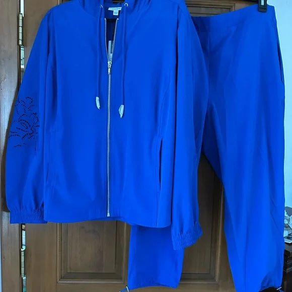 Vibrant Blue Tracksuit Set - Picture 1 of 7